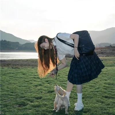 爱君如梦